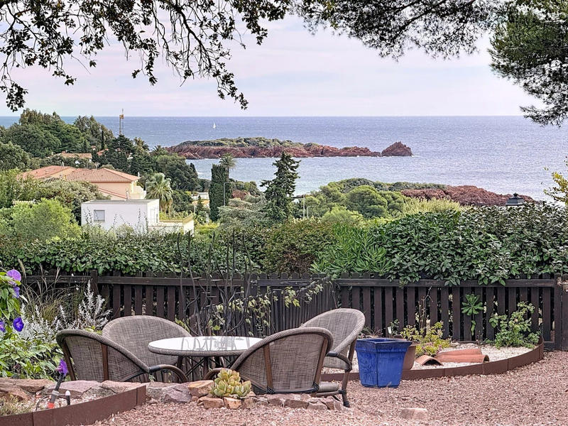 Maison - 61 m² - 2 pièces