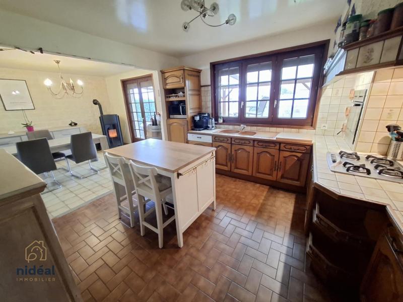 Maison - 99 m² - 5 pièces