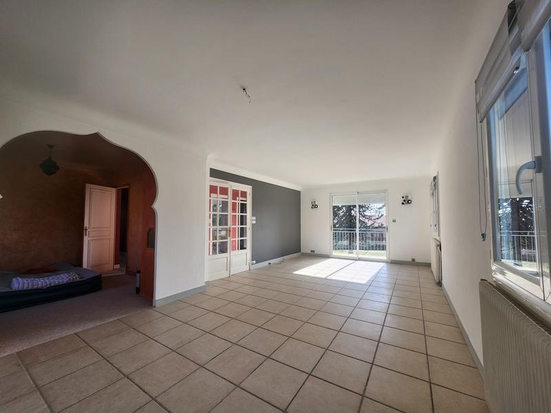 Maison - 157 m² - 7 pièces