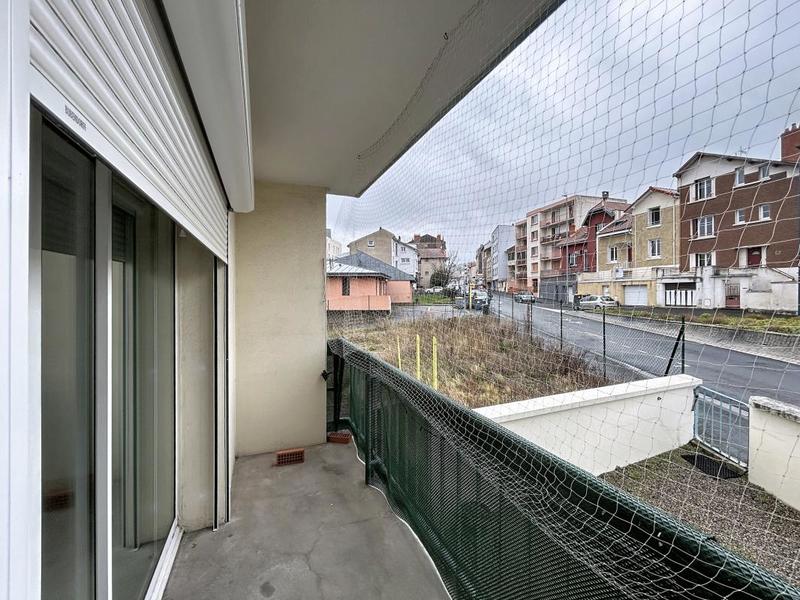 Appartement - 82 m² - 3 pièces