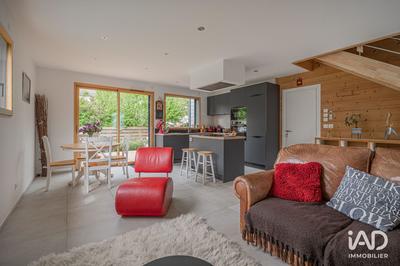 Maison - 111 m² - 5 pièces