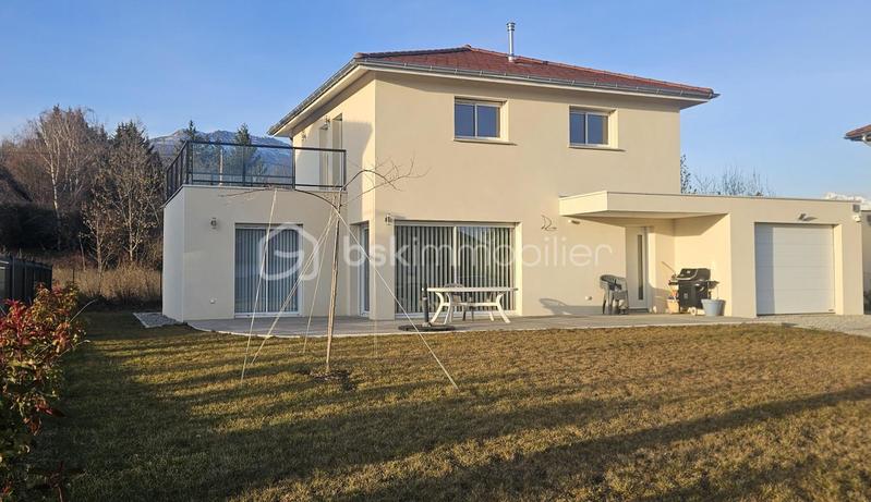 Maison - 128 m² - 5 pièces