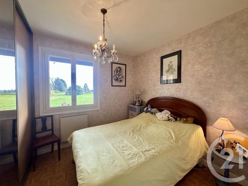 Pavillon - 102 m² - 5 pièces