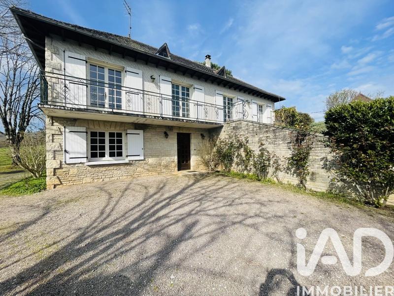 Maison - 150 m² - 5 pièces