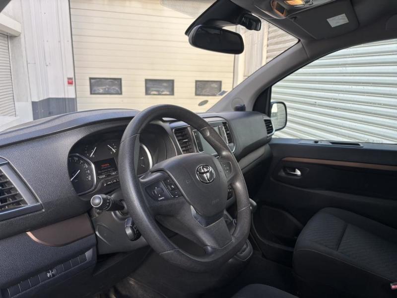 Toyota Proace Medium 115 *8 places*