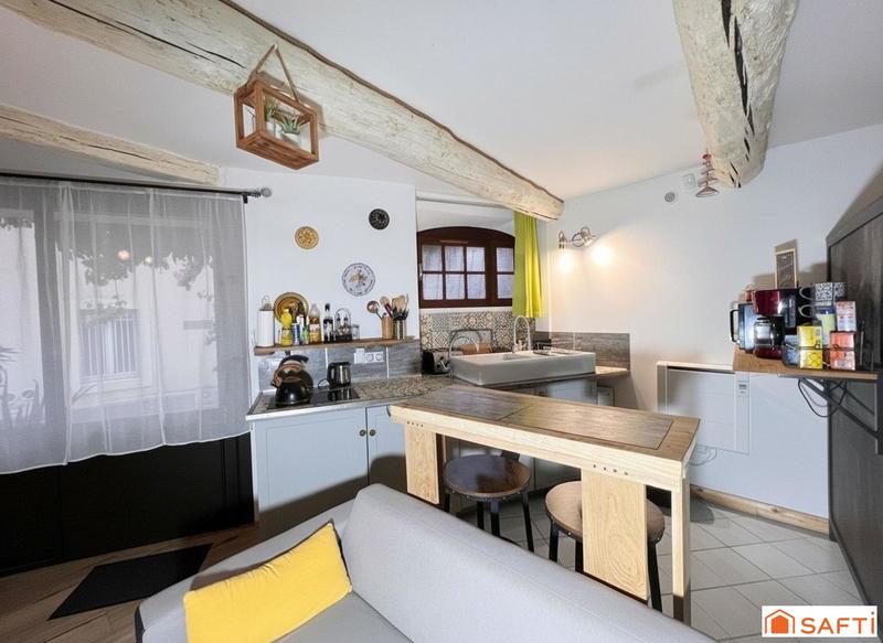 Maison - 230 m² - 6 pièces