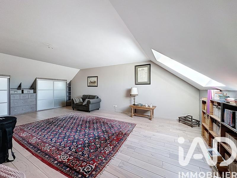 Maison - 170 m² - 8 pièces