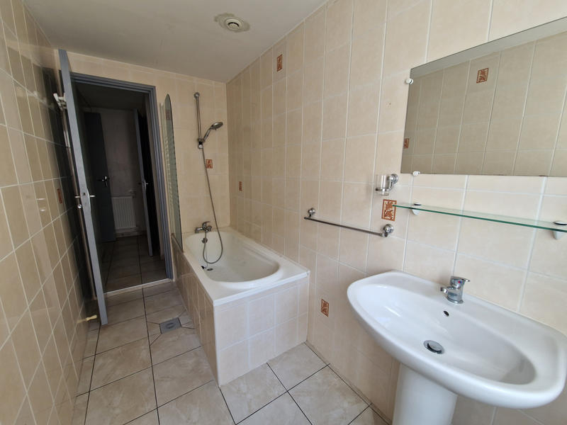 Appartement - 90 m² - 3 pièces