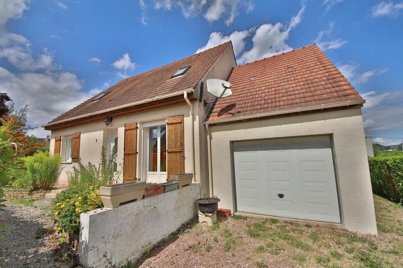 Maison - 110 m² - 4 pièces