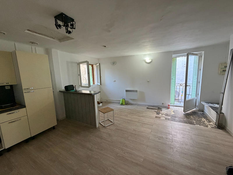 Immeuble - 83 m² - 4 pièces