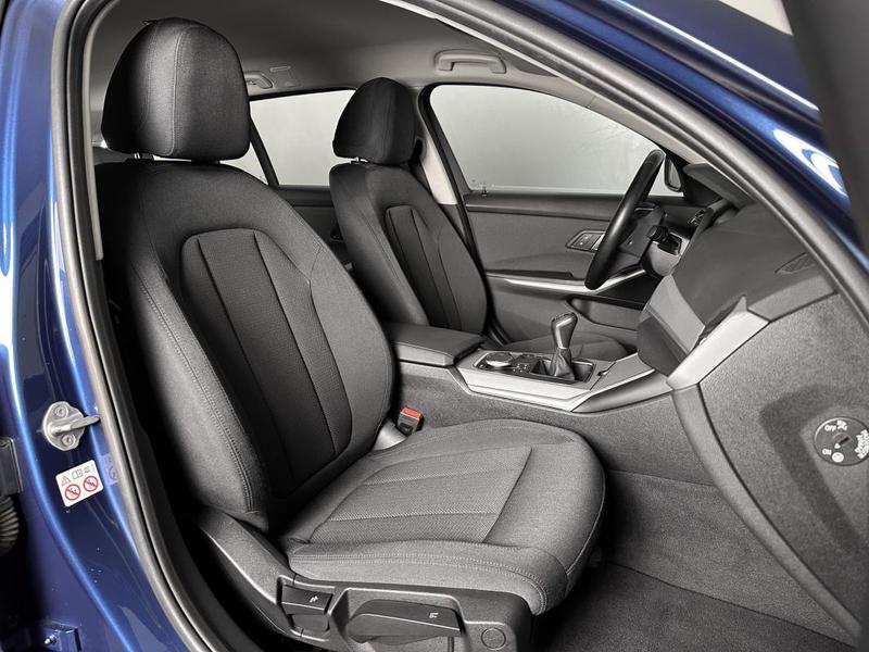 Bmw Série 3 Touring 318d G21 Ja17p Gps Cockpit Carplay Regul Full Led Clim Lane+Side Assist 136 Ch