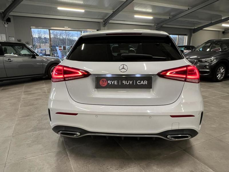 Mercedes Classe a 180 d - Bv 7g-Dct Amg Line / Garantie 12 Mois