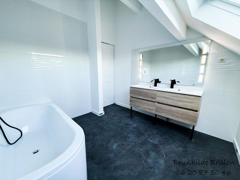 Maison - 153 m² - 8 pièces