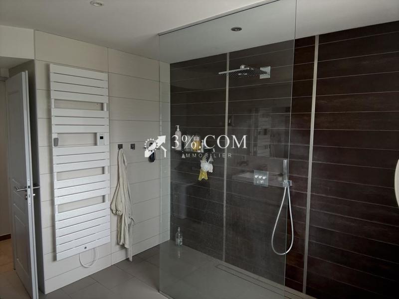 Maison - 170 m² - 7 pièces