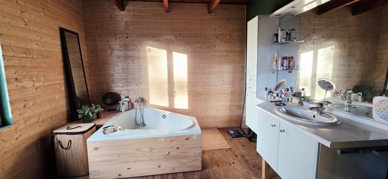 Maison - 186 m² - 7 pièces