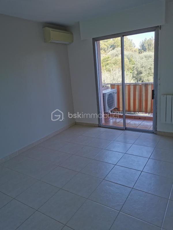 Appartement - 76 m² - 4 pièces