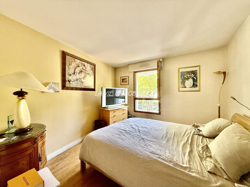 Appartement - 140 m² - 6 pièces