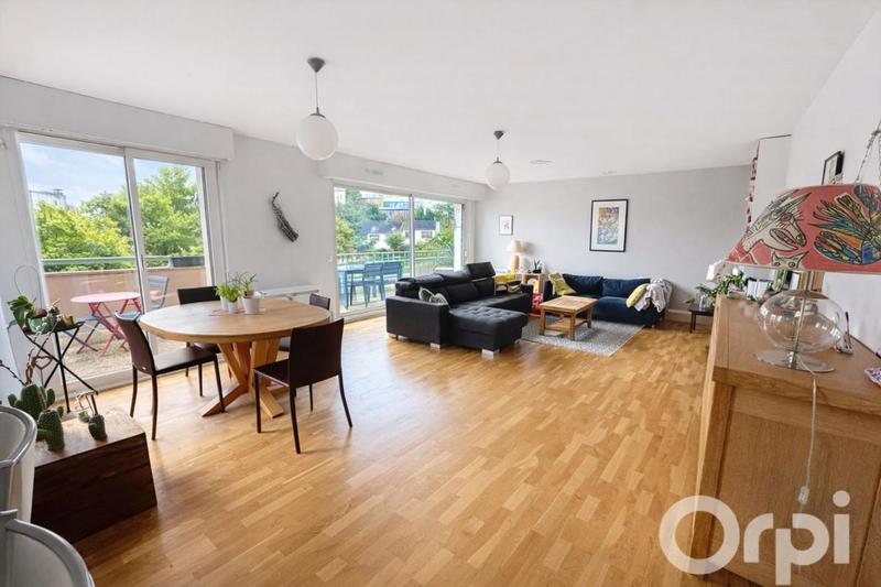 Appartement - 105 m² - 4 pièces