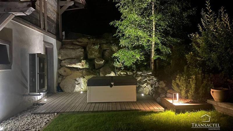 Châlet - 365 m² - 6 pièces