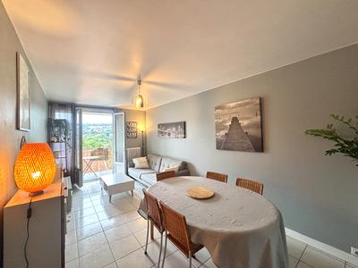 Appartement - 55 m² - 3 pièces