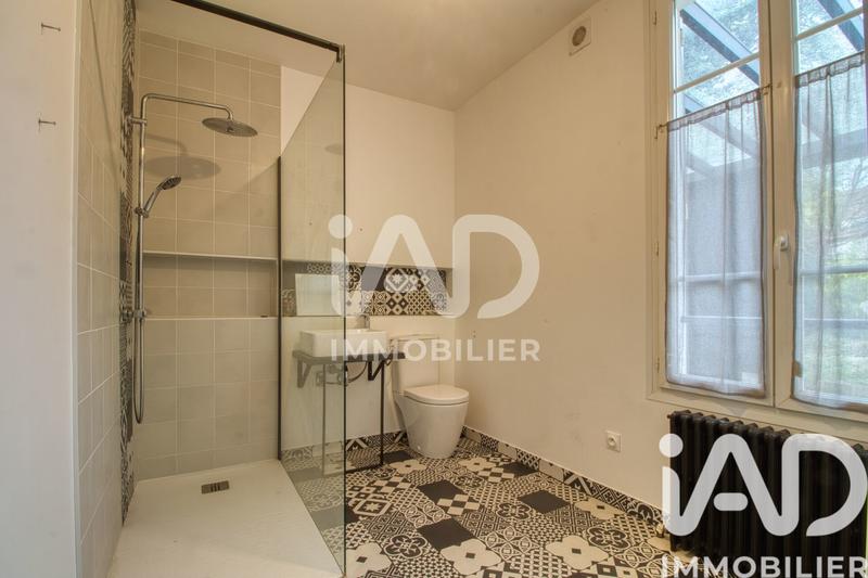 Maison - 223 m² - 8 pièces