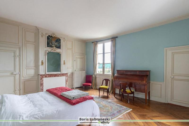 Maison - 306 m² - 12 pièces