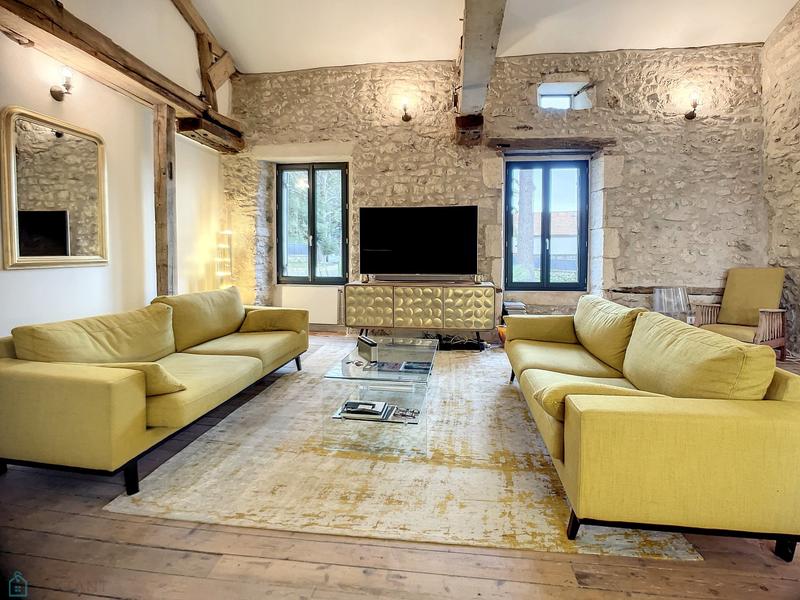 Maison - 163 m² - 5 pièces