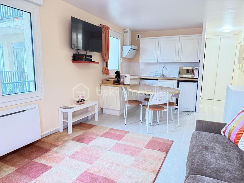 Studio - 27 m² - 1 pièce