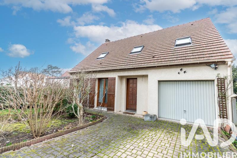 Maison - 107 m² - 6 pièces