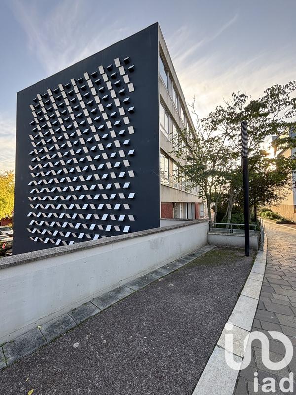 Immeuble - 1 369 m²