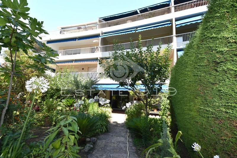 Appartement - 100 m² - 3 pièces