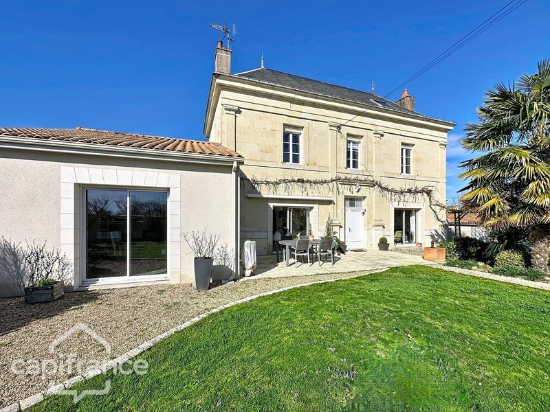 Maison bourgeoise - 176 m² - 8 pièces