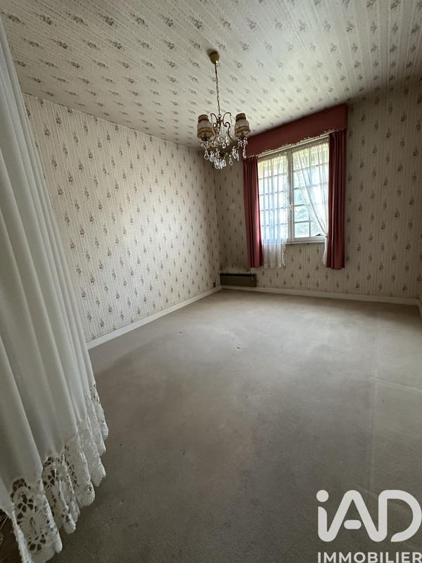 Maison - 322 m² - 9 pièces