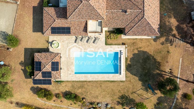 Villa - 180 m² - 7 pièces