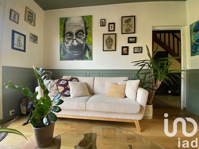 Maison - 151 m² - 6 pièces