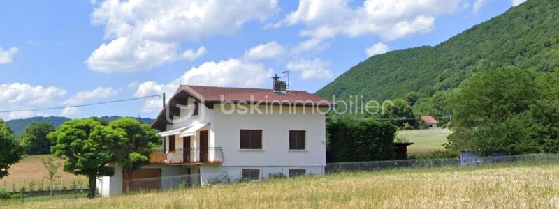 Maison - 135 m² - 6 pièces