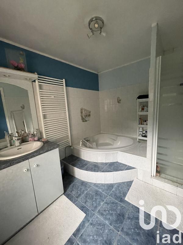 Maison - 80 m² - 5 pièces