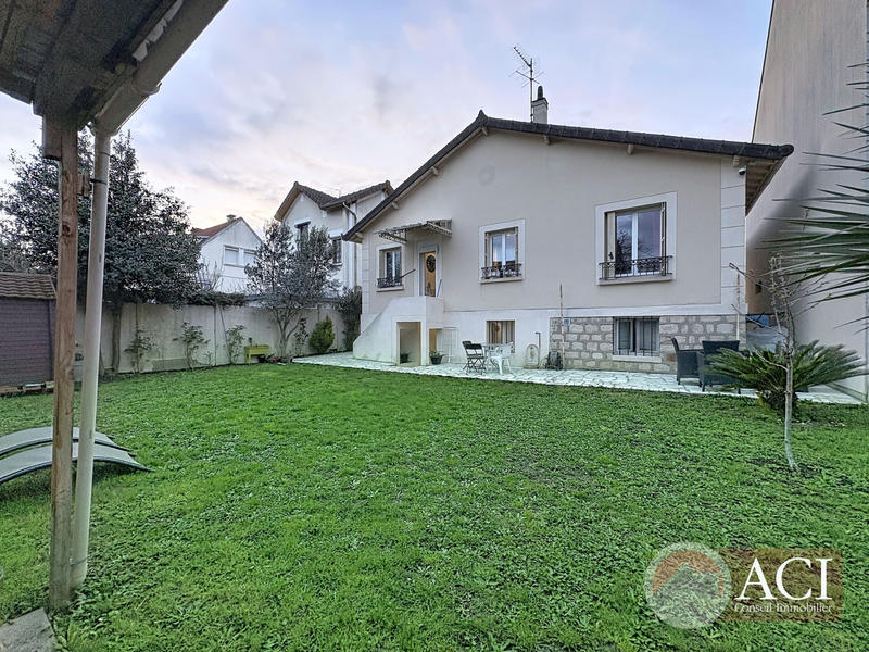 Maison - 185 m² - 6 pièces