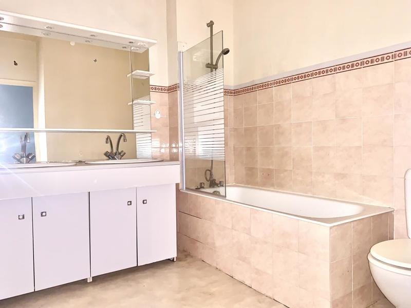 Appartement - 94 m² - 4 pièces