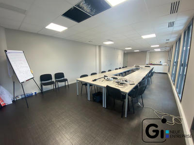 Bureau - 88 m² - 1 pièce