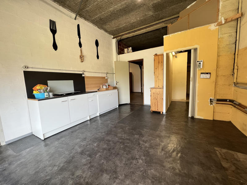 Maison - 157 m² - 9 pièces