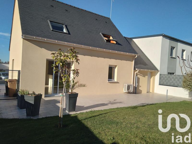 Maison - 98 m² - 5 pièces