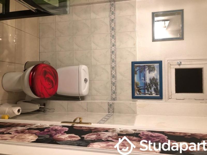 Chambre - 10 m² - 1 pièce