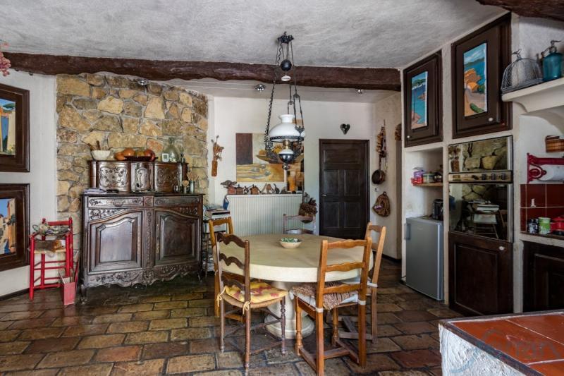 Villa - 12 251 m² - 7 pièces