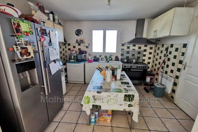 Villa - 90 m² - 4 pièces