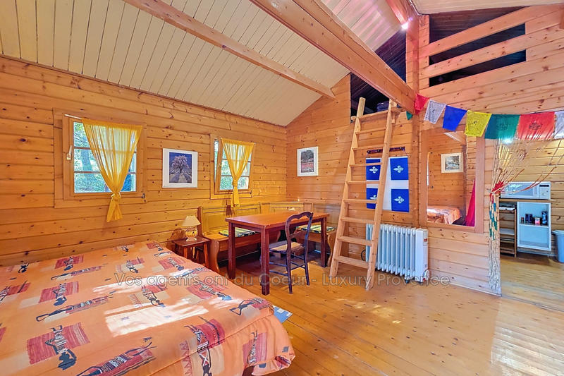 Maison - 160 m² - 5 pièces
