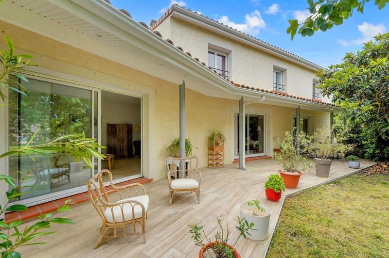 Villa - 170 m² - 5 pièces