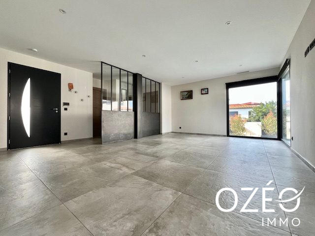 Villa - 142 m² - 6 pièces