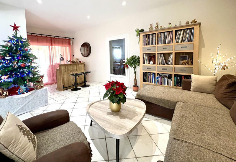 Maison - 226 m² - 8 pièces