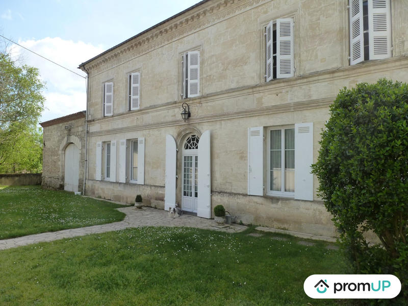 Maison ancienne - 300 m² - 7 pièces